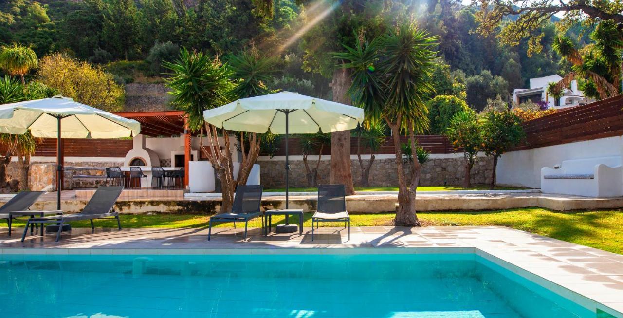 Bella Foresta Villa II Ixia  Exteriér fotografie