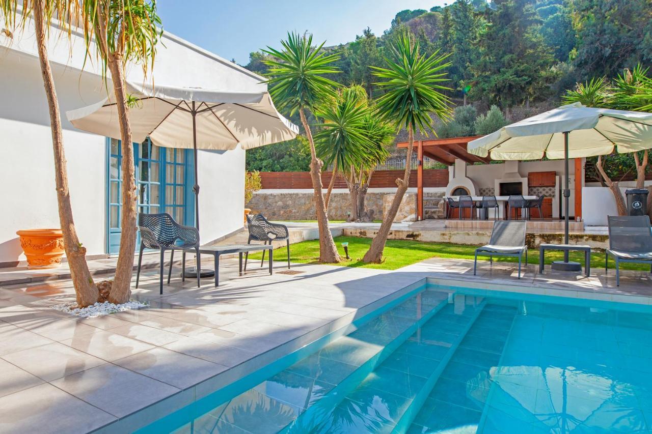 Bella Foresta Villa II Ixia  Exteriér fotografie